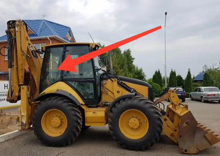Стекло кузовное заднее правое на Caterpillar 444,4