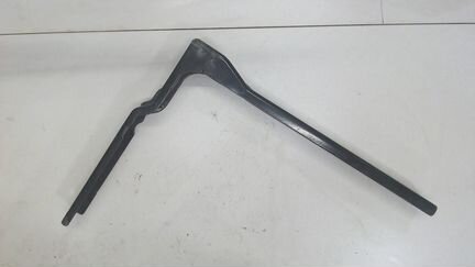 Кронштейн (лапа крепления), Кузова левый передний