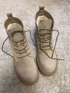 Новые ботинки