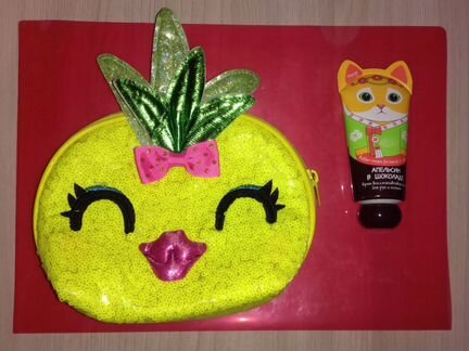 Забавная косметичка для девочки, крем в подарок