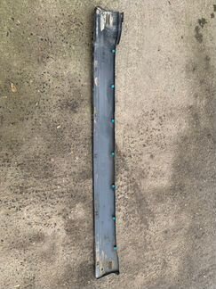 Порог пластиковый накладка правый Mitsubishi