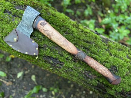 Топор в подарок