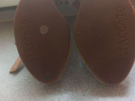 Босоножки женские 39 размер