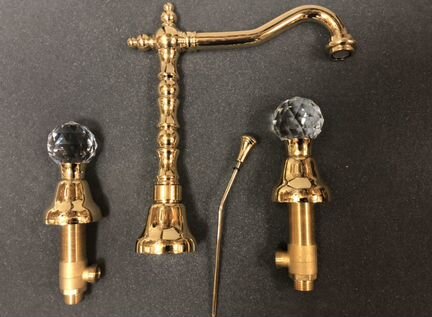 3906A/S смеситель для раковины odessa crystal