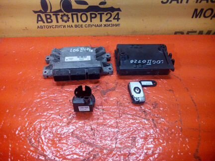 Блок управления двигателем (комплект) Renault