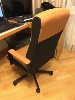 Компьютерное кресло