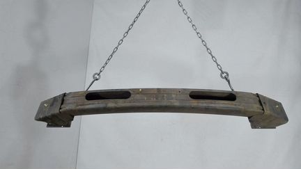 Усилитель бампера передний Chrysler Town-Country