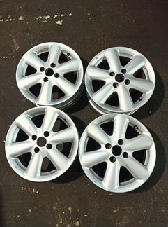 Диски бу оригинал R15 I на Nissan
