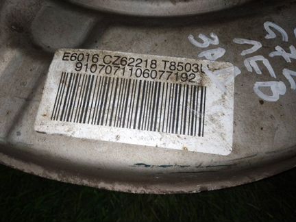 Кулак задний задний левый Bmw 535Xi E60 N54 2007