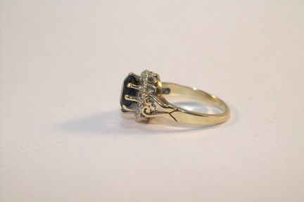 Винтаж-Золотое кольцо с Сапфиром и Бриллиантами