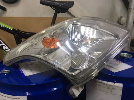 Фaра левaя Тоyotа Рrаdо 120 (б/у, оригинал)