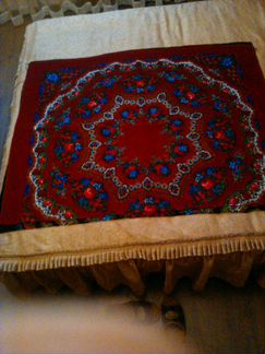 Платок шерстяной новый разм.1500/1200 производство