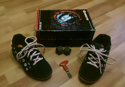 Роликовые кроссовки heelys