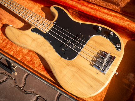 Бас гитара Fender Precision Bass 1977 USA