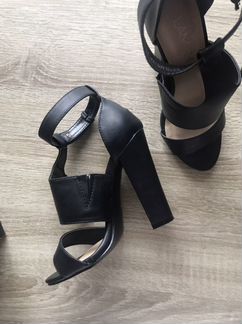 Туфли женские 35-36 размер новые