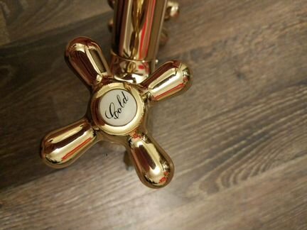 Смеситель Astracast English Gold