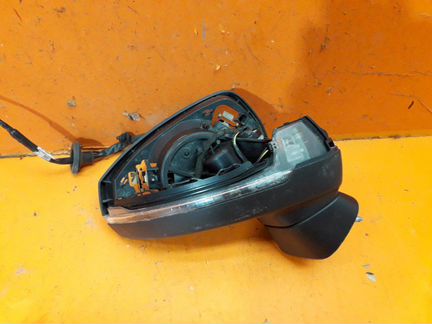 Зеркало переднее правое Audi A3 3 8V 2012-Н.в