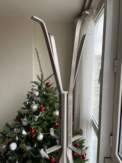 Вешалка чусиг