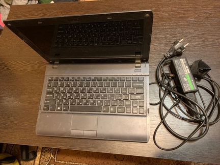 Ноутбук Sony vaio Y (на запчасти)