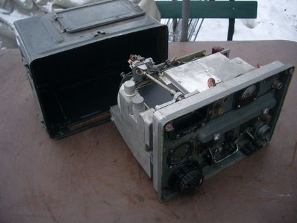 Армейский ламповый укв радиоприемник Р-314