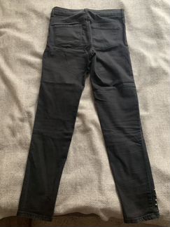 Джинсы mango - чёрные с вышивкой eur 36