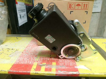 Насос гидроусилителя руля Ssang Yong Kyron Rexton