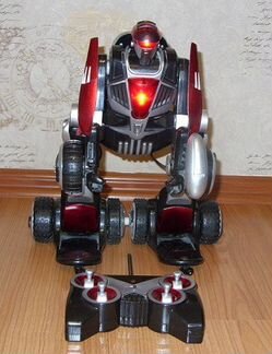 Большой Робокар - Робот Трансформер на радиоуправл