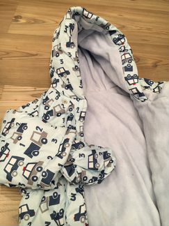 Комбинезон Mothercare и шапка Janus