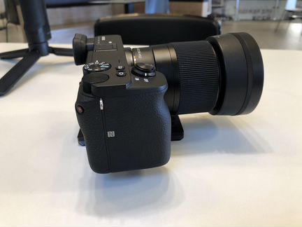 Sony a6600,Ronin SC, Sigma 30 f1,4 Sony tough 128