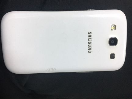 Телефон Samsung s3