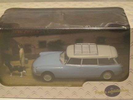 1/43 Citroen DS19 с фигурками. новая