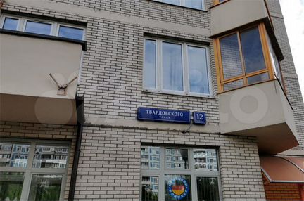 2-к квартира, 60.3 м², 12/25 эт.