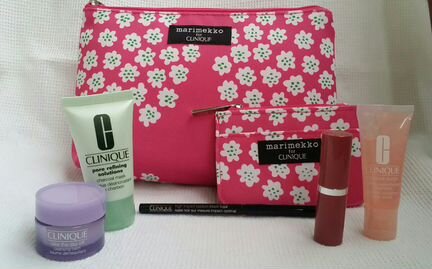 Клиник Clinique Маримекко наборы помада крем духи
