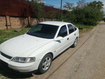Opel Vectra 1.6 МТ, 1997, 327 000 км