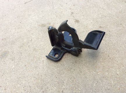 Замок капота Mercedes w164 W251 ML GL R 164 251