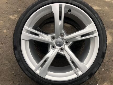 Комплект новых оригинальных колёс Audi A5 B9 R19