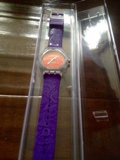 Часы swatch с чм 2018 volunteers