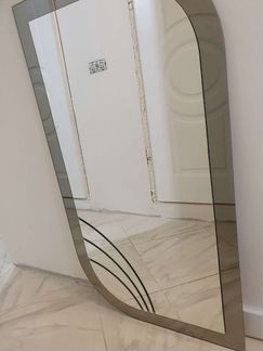 Зеркало настенное