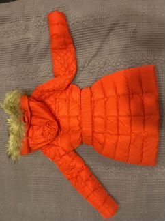 Яркий Зимний пуховик Moncler