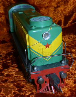 Модель стендовая тепловоза тэм1-1565 мпс 1969 год