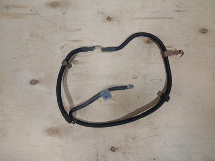 Провод генератора на Mercedes Benz W212 E212
