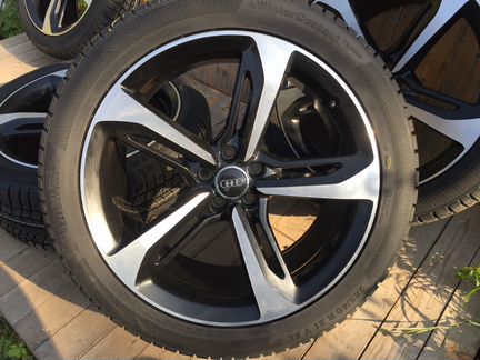 Оригинальные колеса на Audi Q7 4M R21