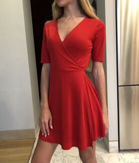Платье zara красное Xs