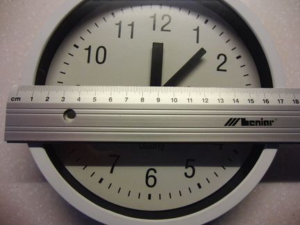 Коллекционные настенные кварцевые часы