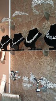 Свадебные украшения. Серьги. Колье. Диадема