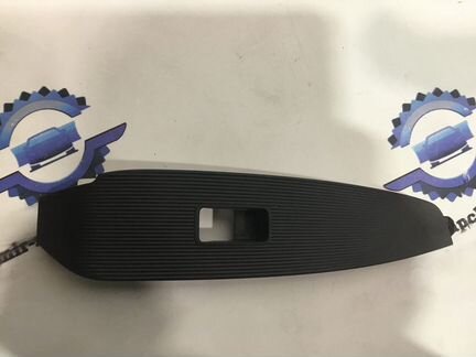 Накладка блока стеклоподъемника П.П. Mazda CX-5 KE