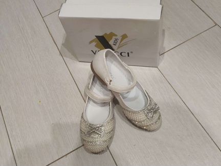 Туфли новые vitacci 29 размер