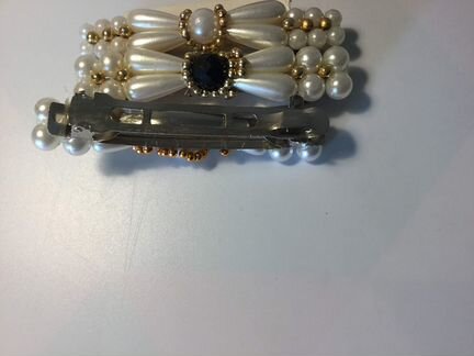 Заколки для волос