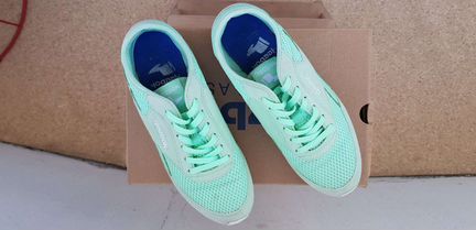 Кроссовки Reebok (37 размер)