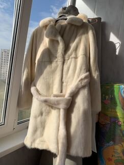 Продам норковую шубу